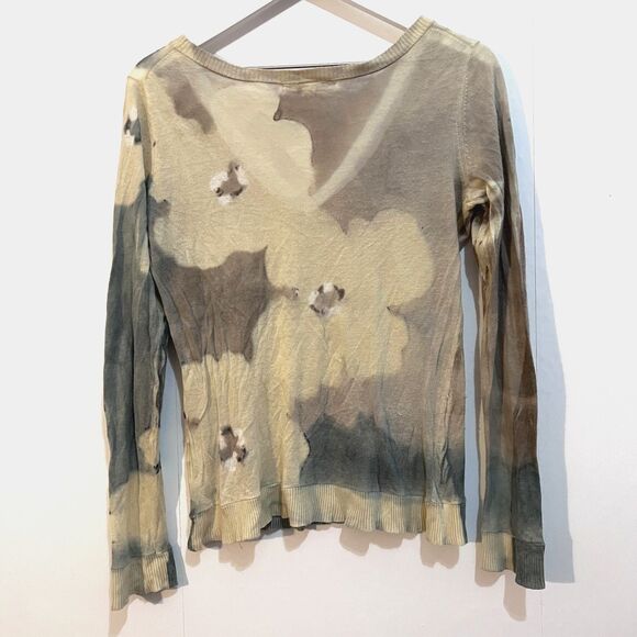 Marika Charles Floral V Neck Sweater - Picture 2 of 6